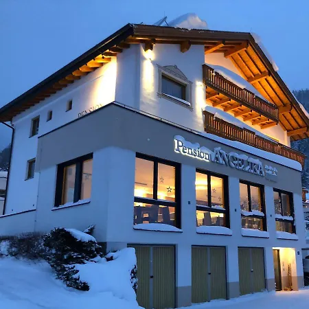 Angelika Hotel 3*