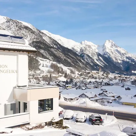 Angelika Pettneu am Arlberg